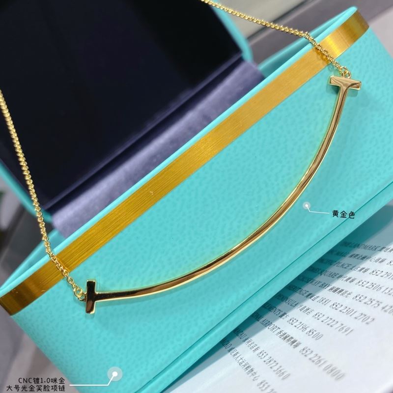 T*f*ny necklaces